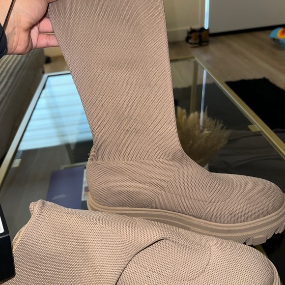 Forever 21 boots size 8 - Picture 3 of 4
